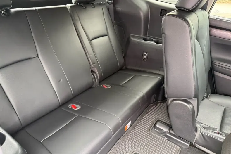 Toyota Highlander din 2022 cu 55.150 km - oferta TOY228659 - foto 17