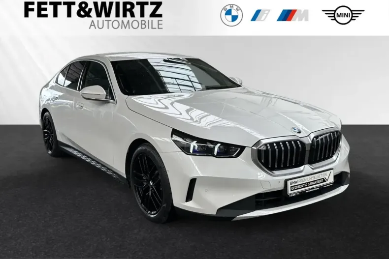 BMW 540 (Seria 5) din 2025 cu 22.297 km - oferta BMW228662 - foto 1