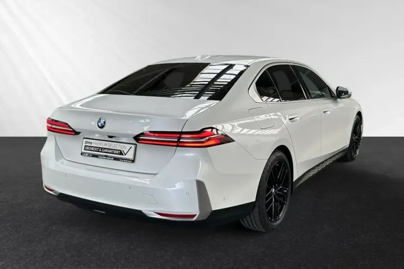 BMW 540 (Seria 5) din 2025 cu 22.297 km - oferta BMW228662 - foto 5