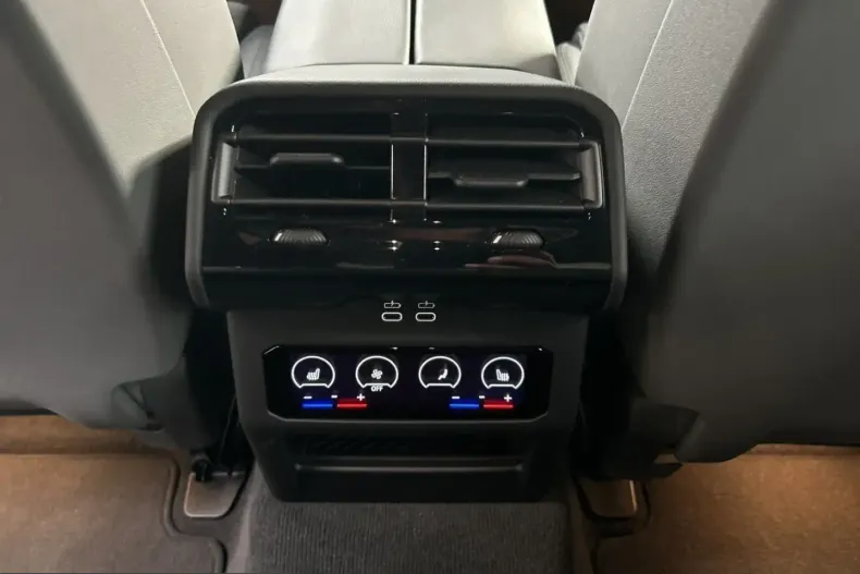 BMW 540 (Seria 5) din 2025 cu 22.297 km - oferta BMW228662 - foto 16