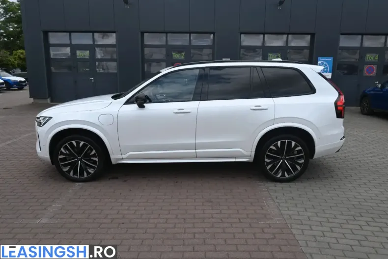 Volvo XC90 din 2025 cu 25.800 km - oferta VOL228664 - foto 1
