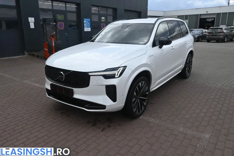 Volvo XC90 din 2025 cu 25.800 km - oferta VOL228664 - foto 2