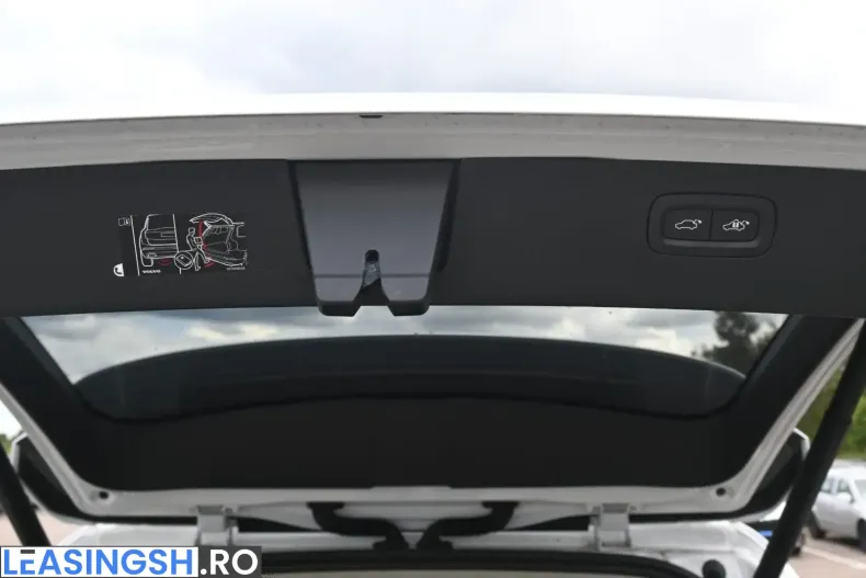 Volvo XC90 din 2025 cu 25.800 km - oferta VOL228664 - foto 10