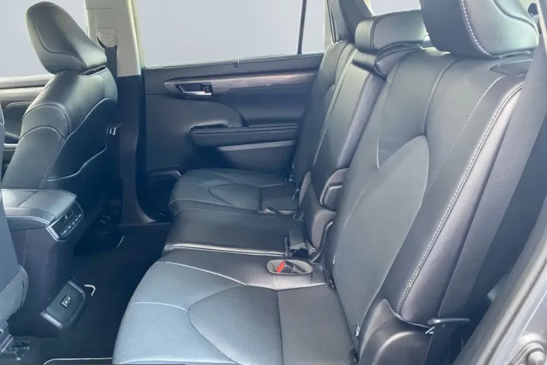 Toyota Highlander din 2022 cu 107.261 km - oferta TOY228666 - foto 17