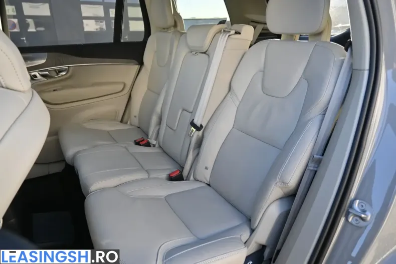 Volvo XC90 din 2024 cu 28.780 km - oferta VOL228669 - foto 18
