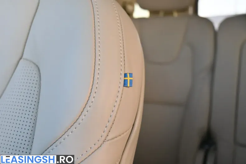 Volvo XC90 din 2024 cu 28.780 km - oferta VOL228669 - foto 22