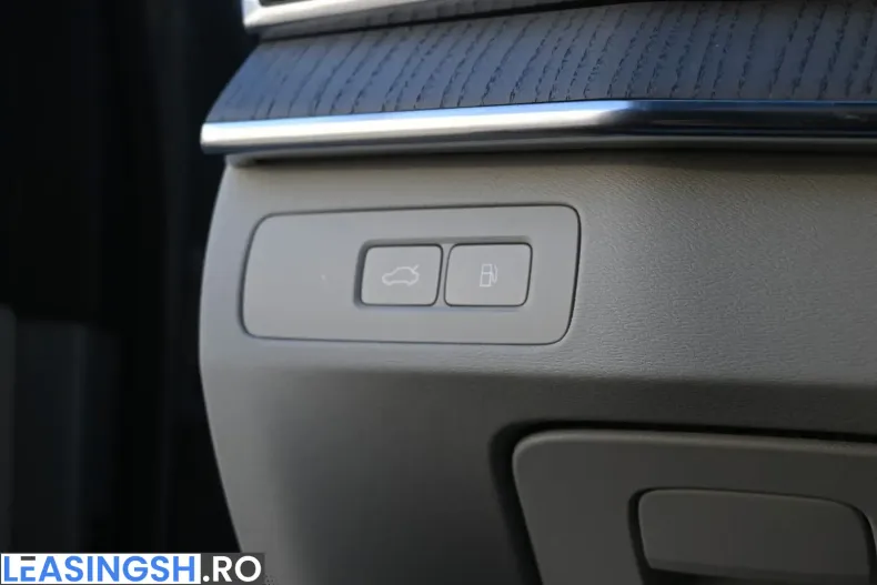 Volvo XC90 din 2024 cu 28.780 km - oferta VOL228669 - foto 37