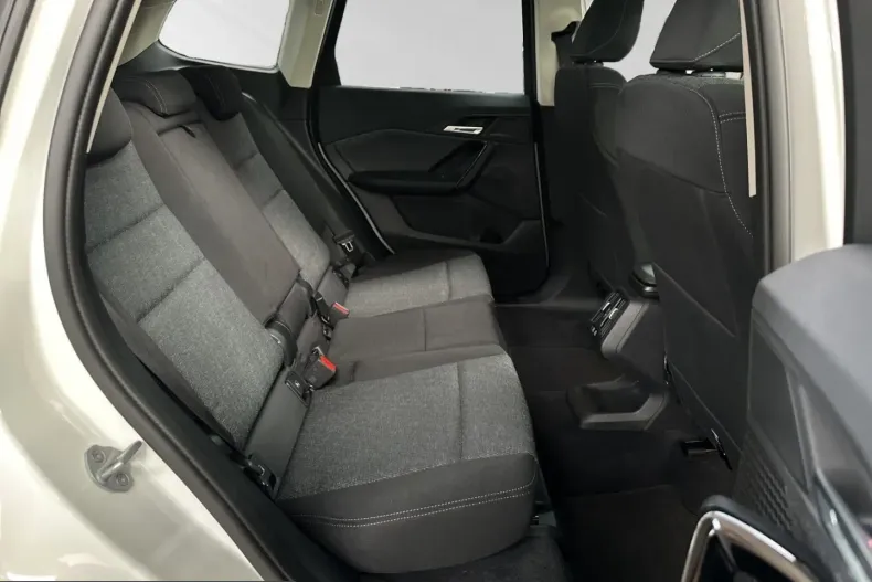 BMW X1 (Seria X) din 2025 cu 20.250 km - oferta BMW228670 - foto 13
