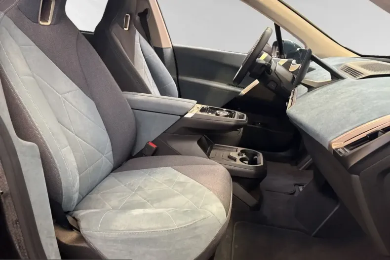 BMW iX din 2025 cu 19.995 km - oferta BMW228673 - foto 9