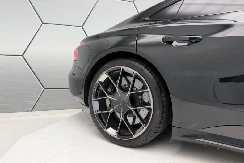 Audi RS e-tron GT din 2024 cu 7.000 km - oferta AUD228675 - foto 14