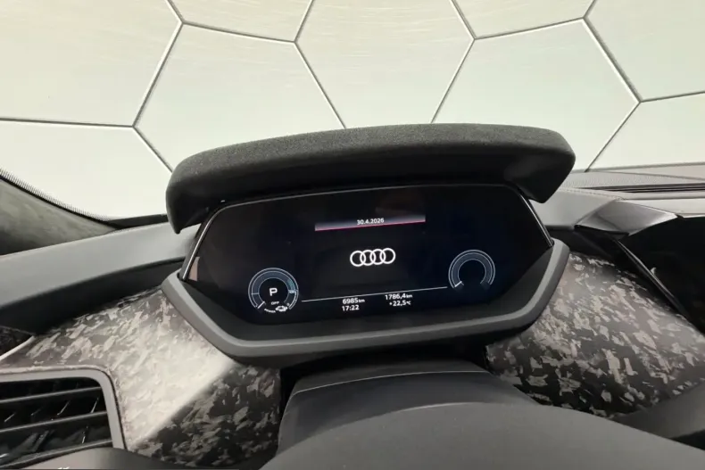 Audi RS e-tron GT din 2024 cu 7.000 km - oferta AUD228675 - foto 33