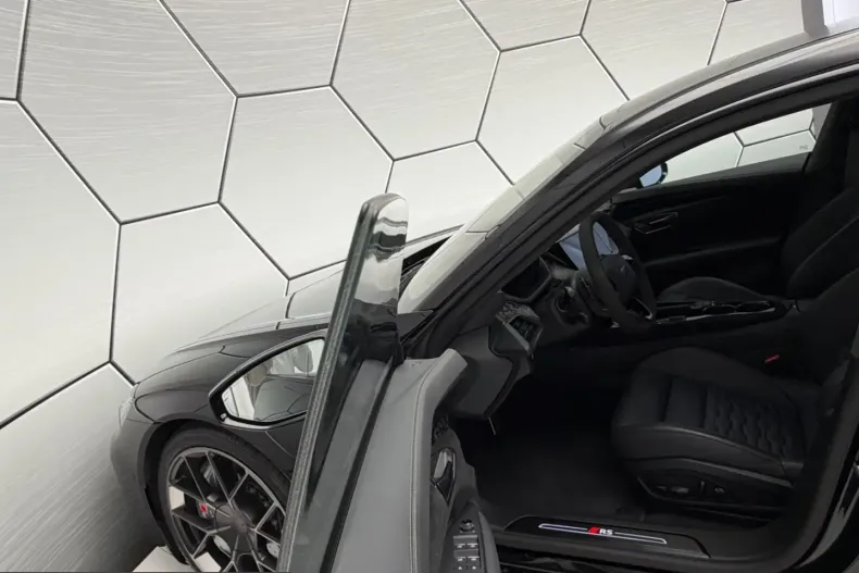 Audi RS e-tron GT din 2024 cu 7.000 km - oferta AUD228675 - foto 38