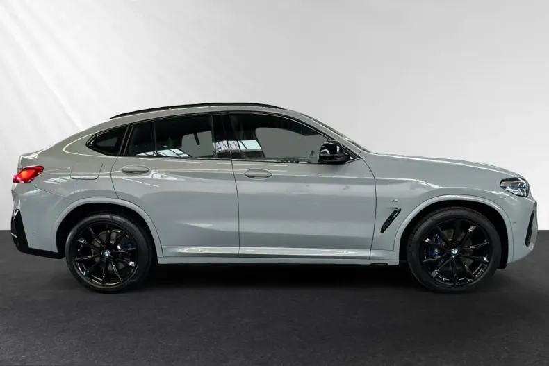BMW X4 (Seria X) din 2023 cu 49.990 km - oferta BMW228677 - foto 2