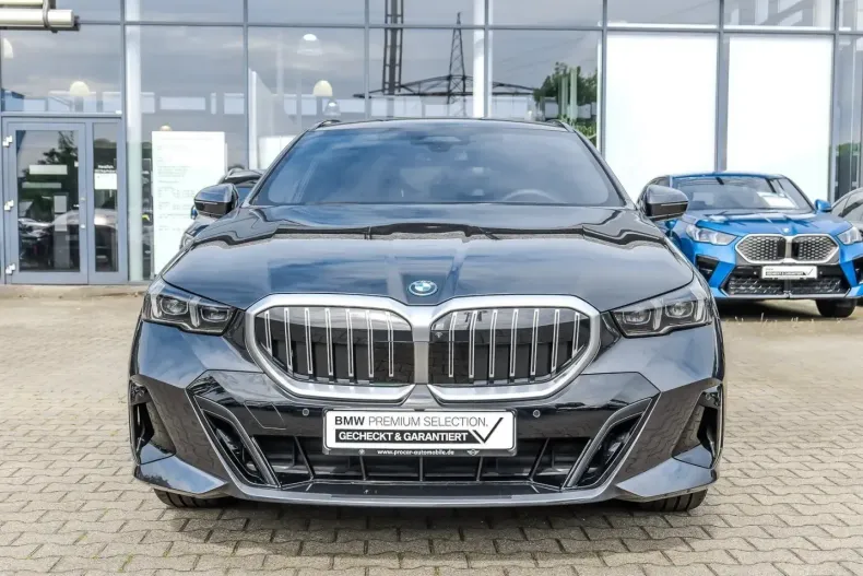 BMW 550 (Seria 5) din 2025 cu 12.370 km - oferta BMW228693 - foto 8