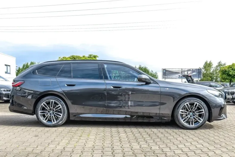 BMW 550 (Seria 5) din 2025 cu 12.370 km - oferta BMW228693 - foto 10