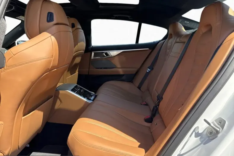 BMW 840 (Seria 8) din 2025 cu 25.388 km - oferta BMW228701 - foto 8