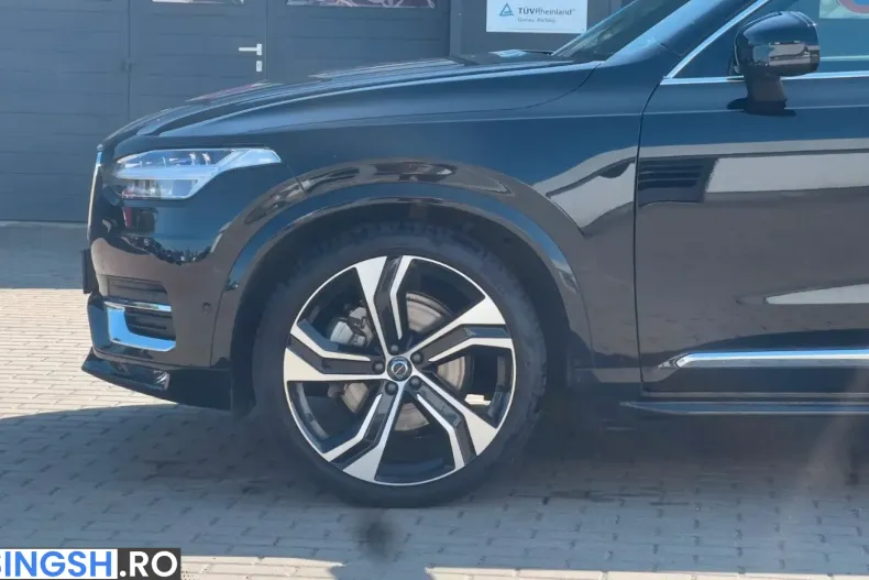 Volvo XC90 din 2024 cu 20.666 km - oferta VOL228702 - foto 10