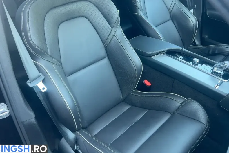 Volvo XC90 din 2024 cu 20.666 km - oferta VOL228702 - foto 13