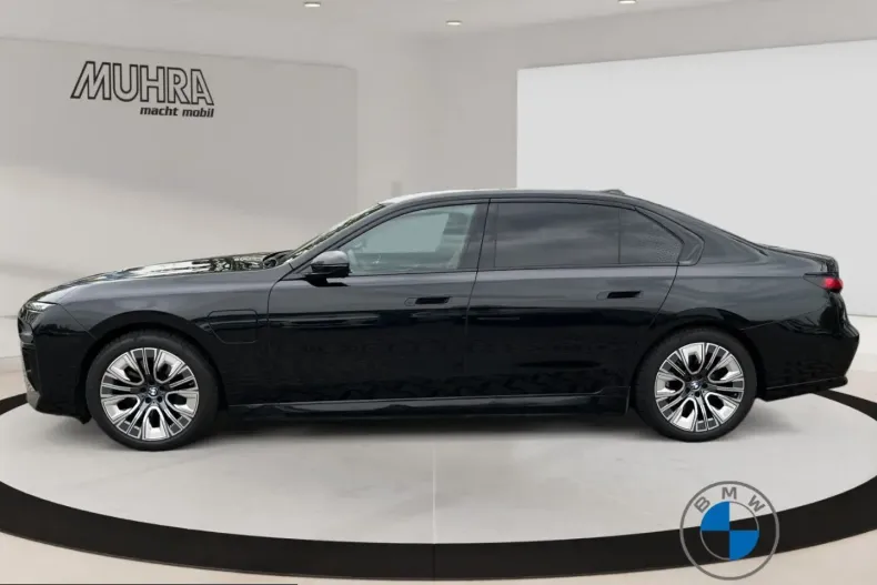 BMW 750 (Seria 7) din 2025 cu 29.980 km - oferta BMW228706 - foto 3