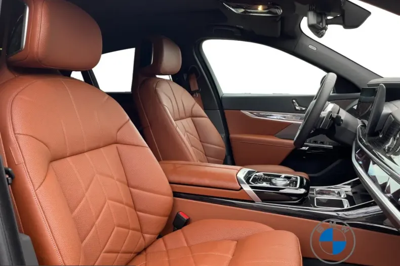 BMW 750 (Seria 7) din 2025 cu 29.980 km - oferta BMW228706 - foto 19