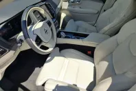 Volvo XC90 din 2023 cu 44.220 km - oferta VOL228708 - foto 8