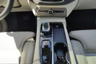 Volvo XC90 din 2023 cu 44.220 km - oferta VOL228708 - foto 14