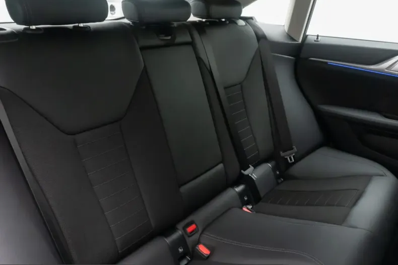 BMW 420d (Seria 4) din 2022 cu 36.832 km - oferta BMW228711 - foto 28