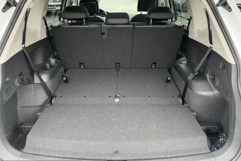 Volkswagen Tiguan Allspace din 2025 cu 22.000 km - oferta VOL228719 - foto 13