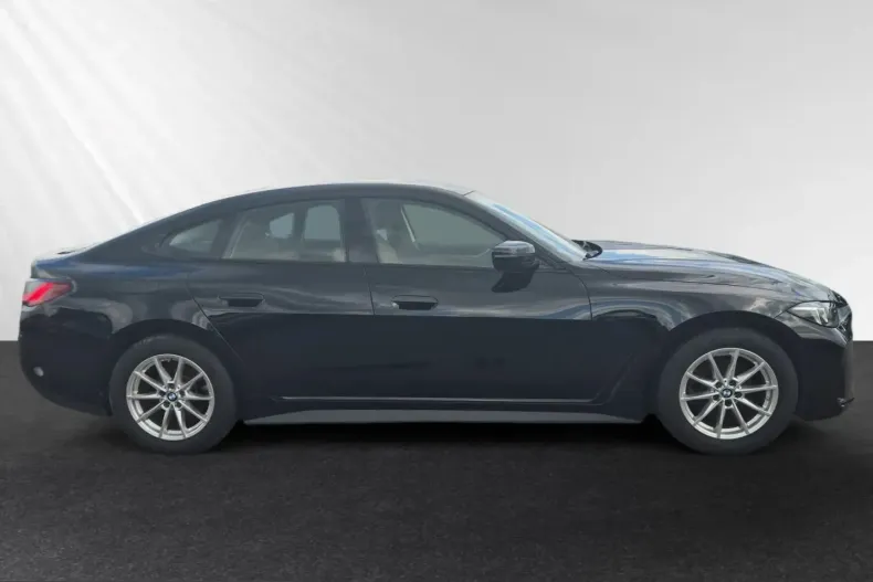 BMW 420d (Seria 4) din 2025 cu 39.220 km - oferta BMW228727 - foto 2