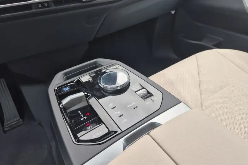 BMW iX din 2025 cu 15.100 km - oferta BMW228729 - foto 20