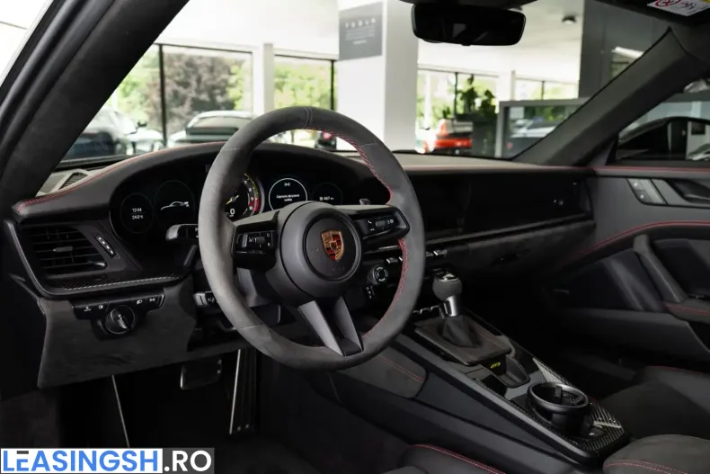 Porsche 911 din 2023 cu 7.200 km - oferta POR228732 - foto 5