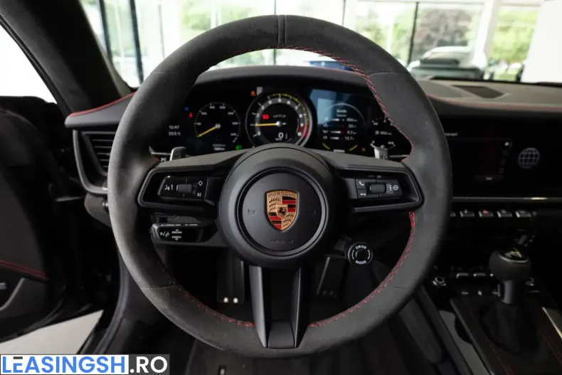 Porsche 911 din 2023 cu 7.200 km - oferta POR228732 - foto 6
