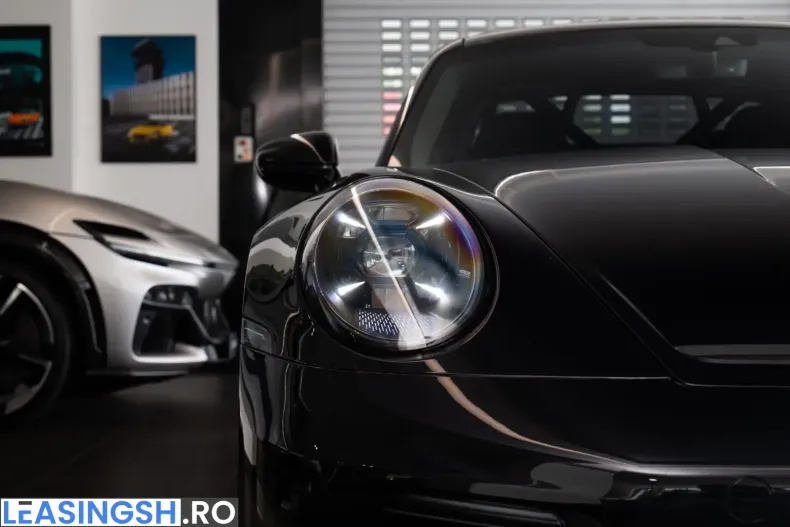 Porsche 911 din 2023 cu 7.200 km - oferta POR228732 - foto 21