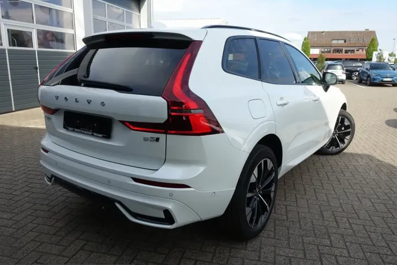 Volvo XC60 din 2025 cu 26.200 km - oferta VOL228734 - foto 2