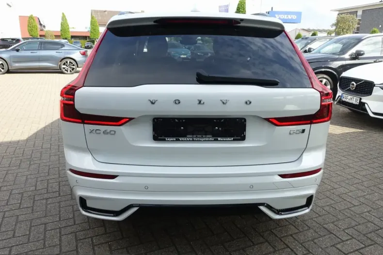 Volvo XC60 din 2025 cu 26.200 km - oferta VOL228734 - foto 3