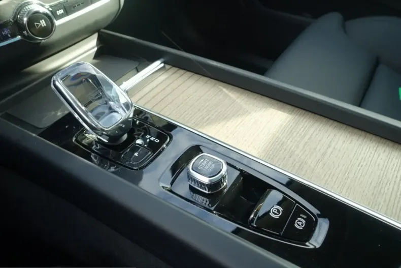 Volvo XC60 din 2025 cu 26.200 km - oferta VOL228734 - foto 19
