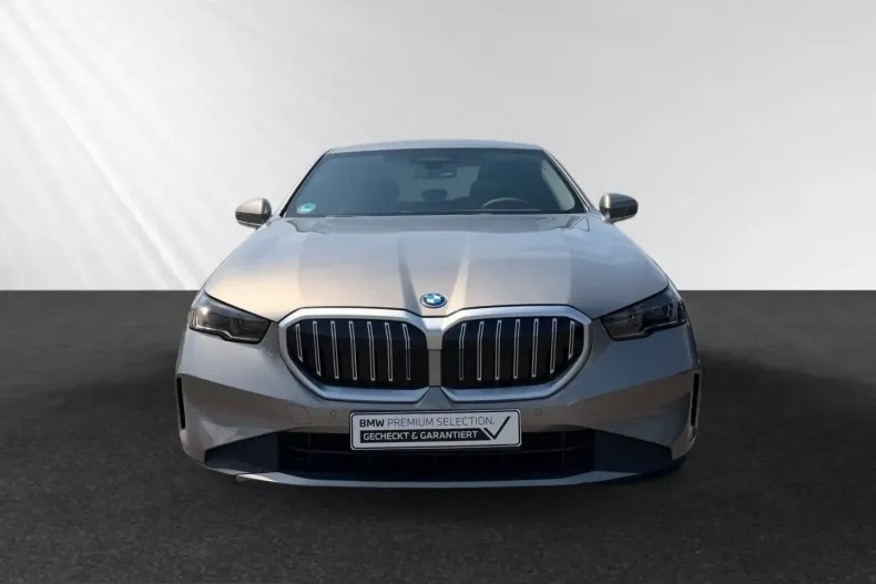 BMW 550 (Seria 5) din 2024 cu 27.020 km - oferta BMW228739 - foto 7