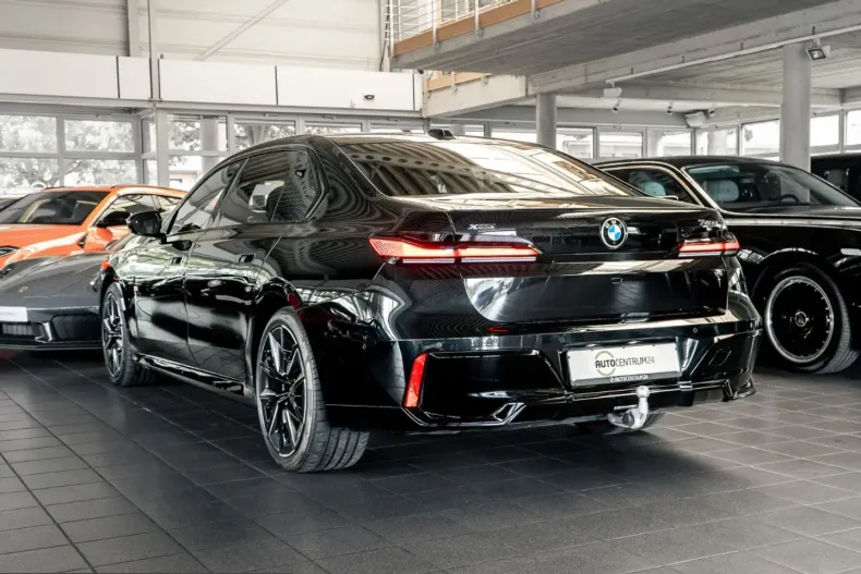 BMW 740 (Seria 7) din 2025 cu 18.603 km - oferta BMW228746 - foto 7