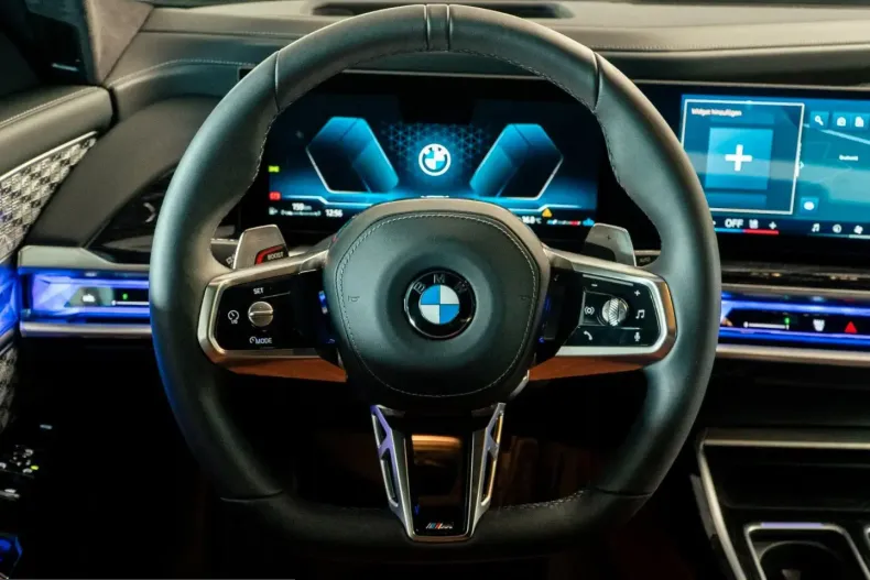 BMW 740 (Seria 7) din 2025 cu 18.603 km - oferta BMW228746 - foto 16