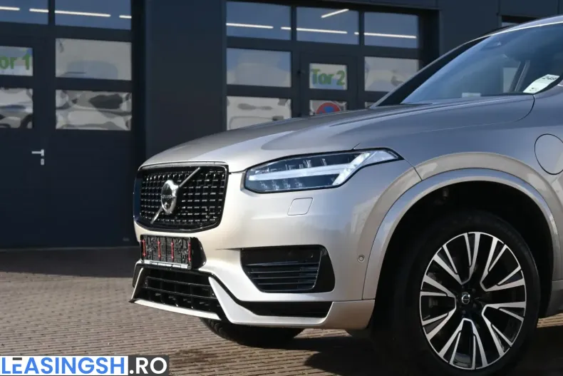 Volvo XC90 din 2023 cu 37.800 km - oferta VOL228748 - foto 2