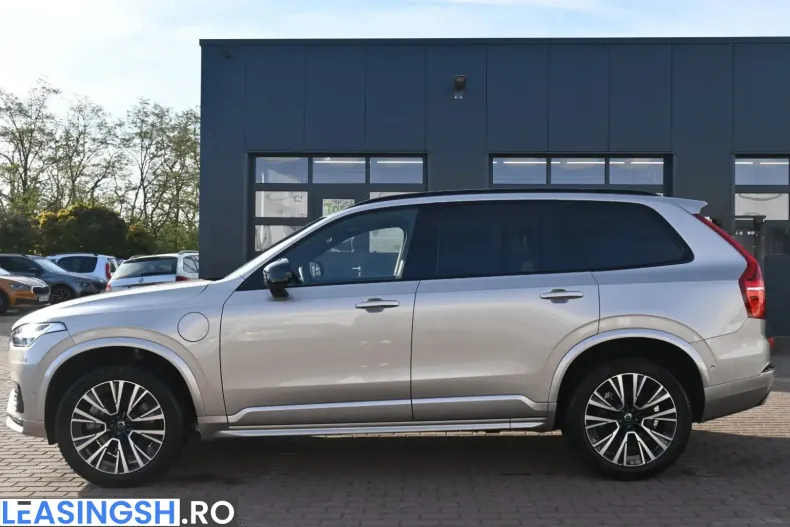 Volvo XC90 din 2023 cu 37.800 km - oferta VOL228748 - foto 5
