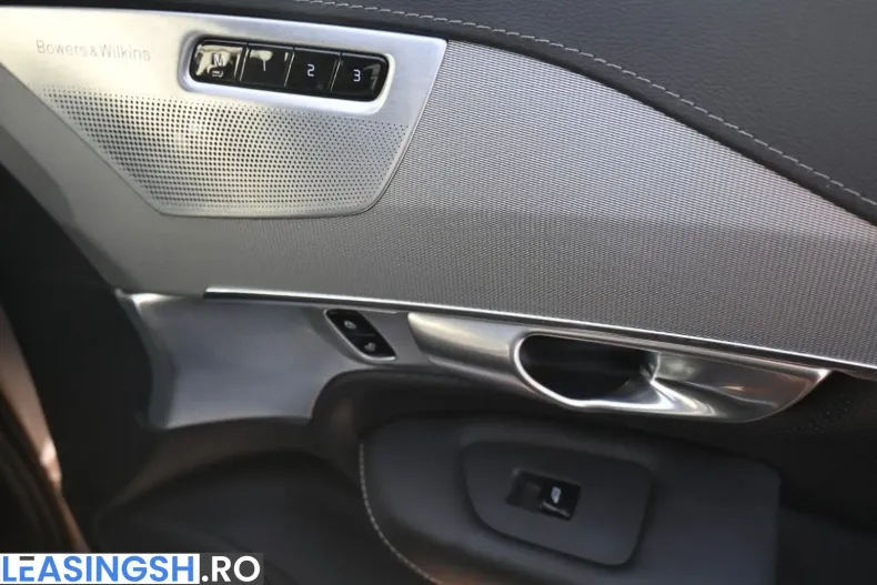 Volvo XC90 din 2023 cu 37.800 km - oferta VOL228748 - foto 26