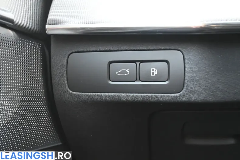 Volvo XC90 din 2023 cu 37.800 km - oferta VOL228748 - foto 47
