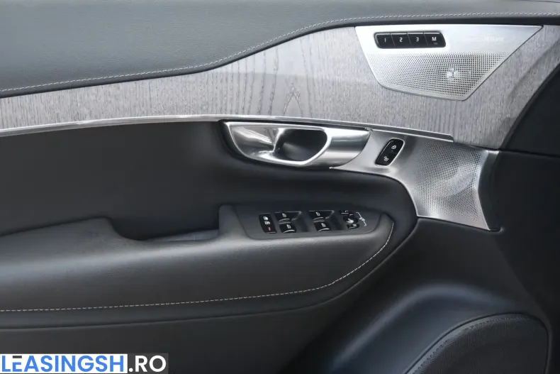 Volvo XC90 din 2023 cu 38.300 km - oferta VOL228753 - foto 10
