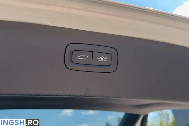 Volvo XC90 din 2022 cu 37.050 km - oferta VOL228758 - foto 13