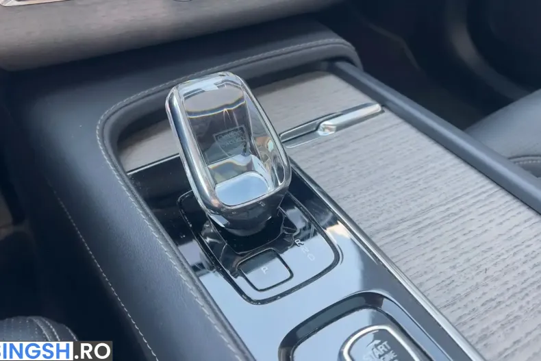 Volvo XC90 din 2022 cu 37.050 km - oferta VOL228758 - foto 23