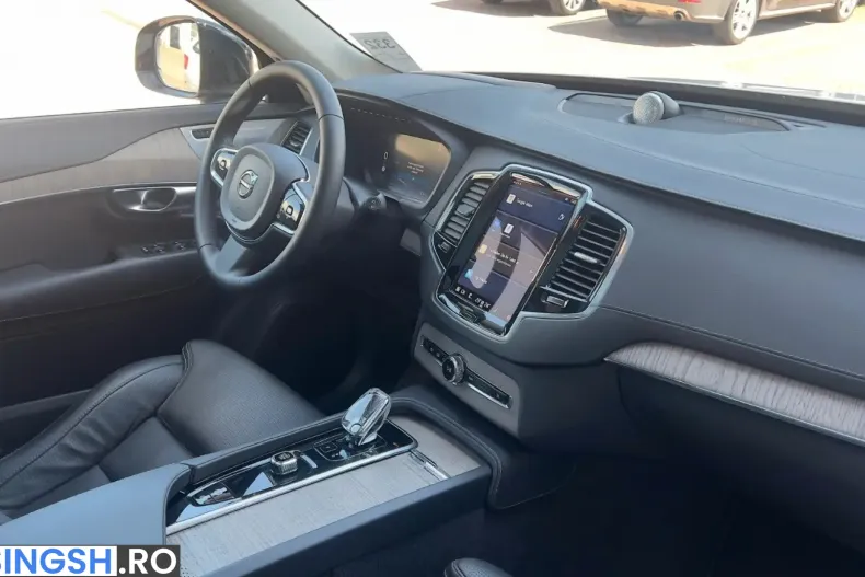 Volvo XC90 din 2022 cu 37.050 km - oferta VOL228758 - foto 24