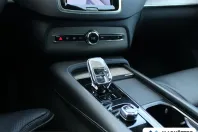 Volvo XC90 din 2022 cu 44.183 km - oferta VOL228760 - foto 18