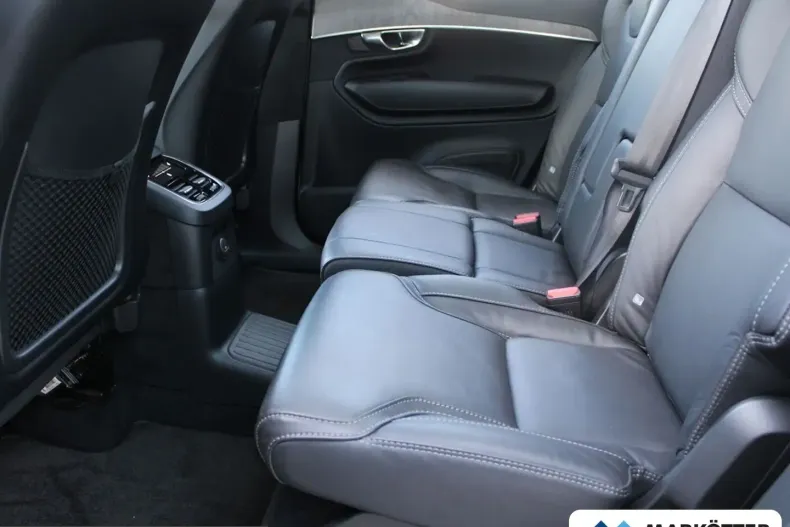 Volvo XC90 din 2022 cu 44.183 km - oferta VOL228760 - foto 20