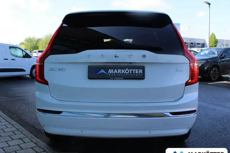 Volvo XC90 din 2022 cu 44.183 km - oferta VOL228760 - foto 27